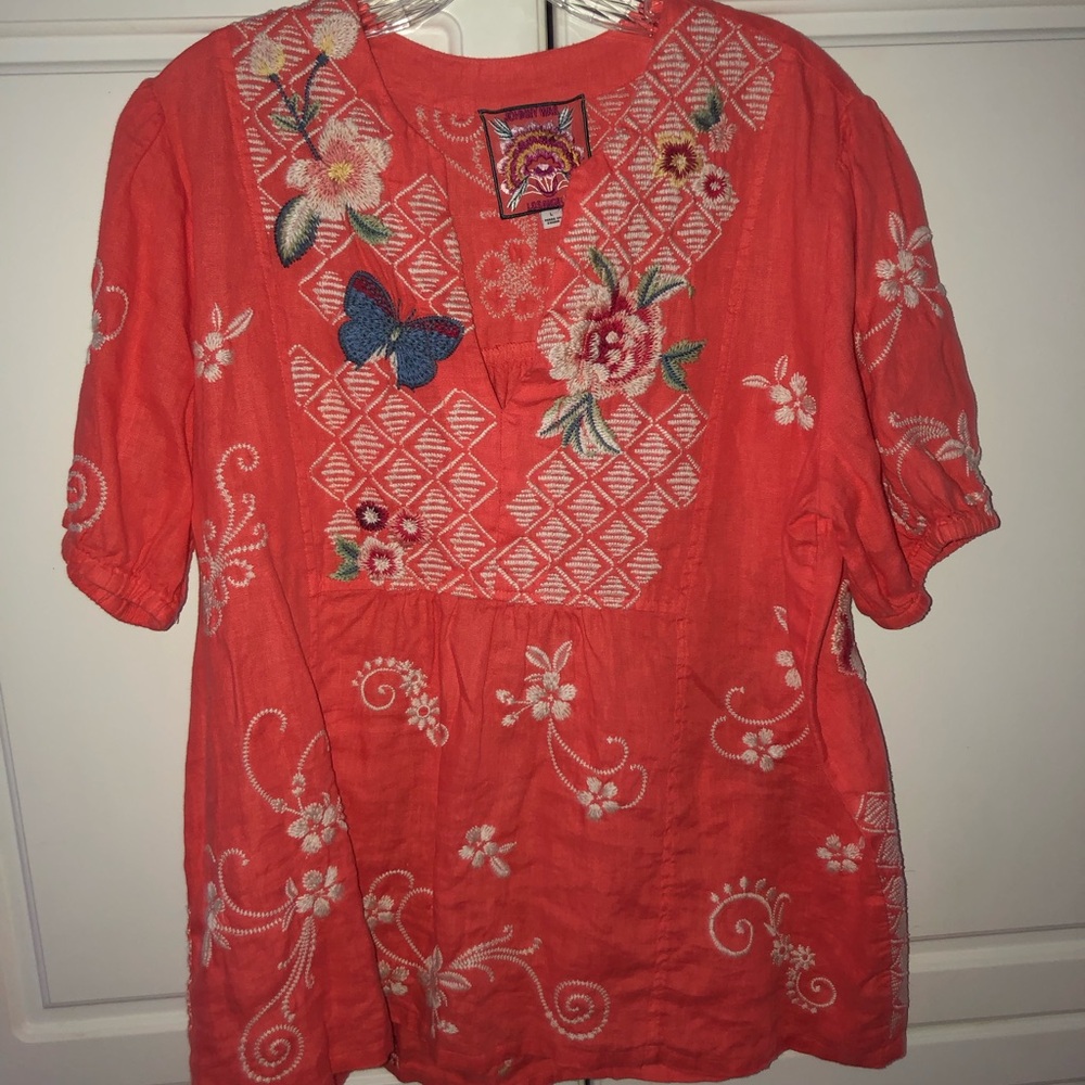 Coral/orange JOHNNY WAS top. Size L. 27”long.